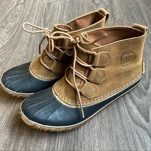Sorel Duck Boots size 7